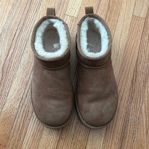 UGG Ultra Classic Mini